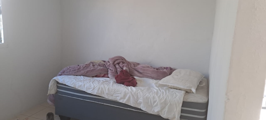2 Bedroom Property for Sale in Park Village Western Cape